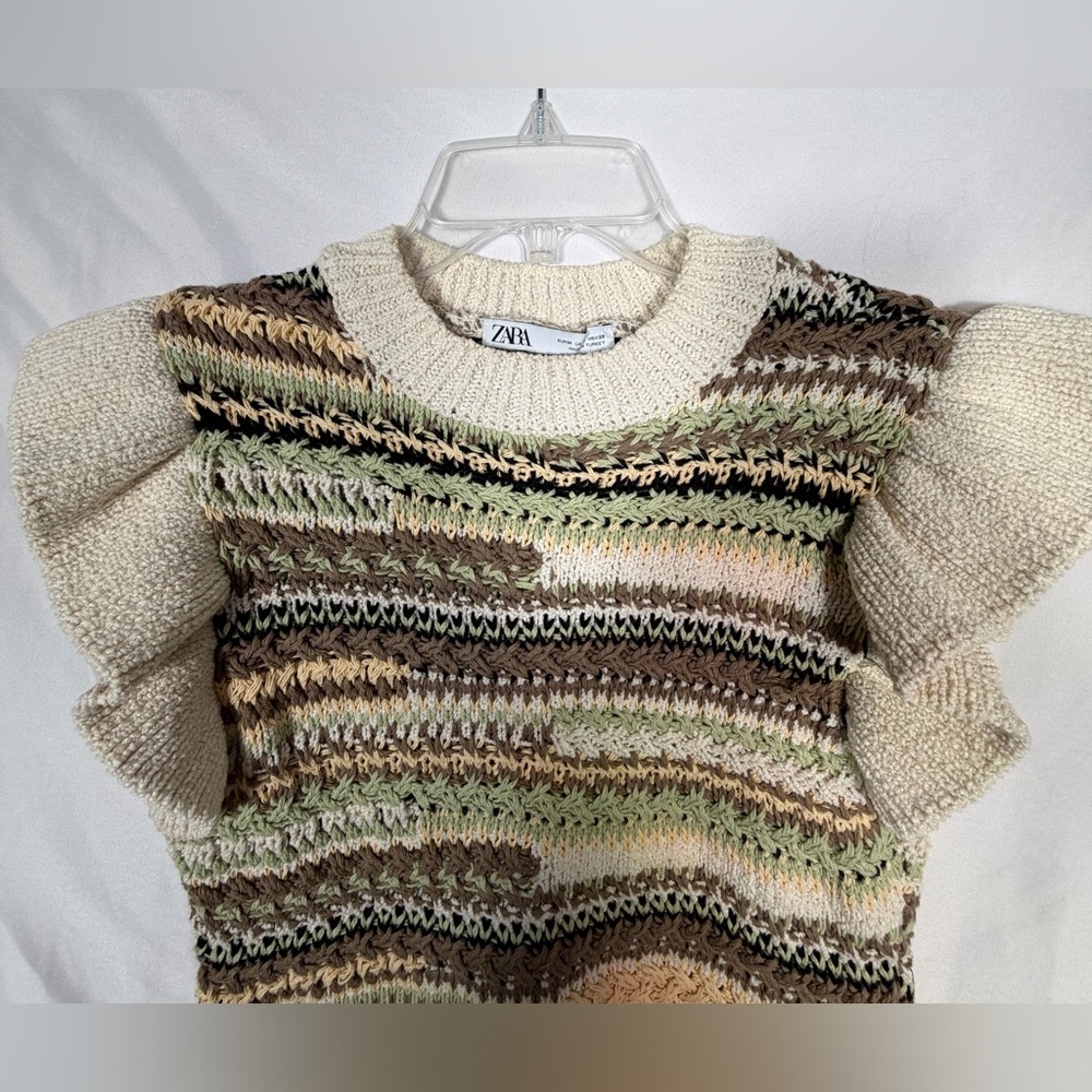 Zara Ruffled Sleeve Multicolor Chunky Knit/Crochet Sweater Vest.  Size Medium. - Picture 5 of 11